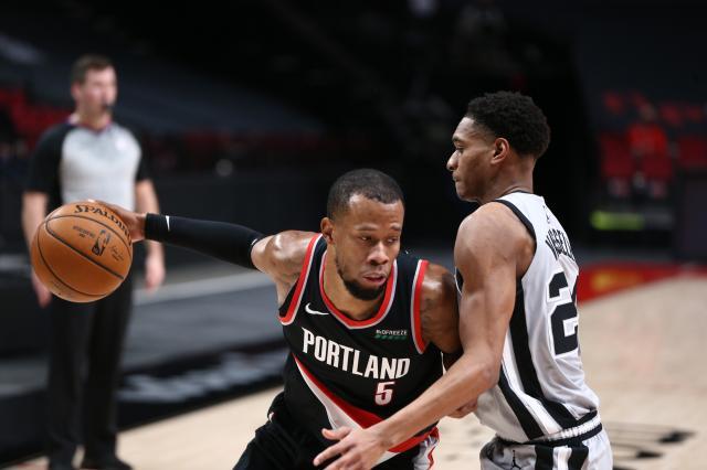 开云体育APP官网-CJ至少缺席4周 胡德能否成为利拉德的最佳搭档？